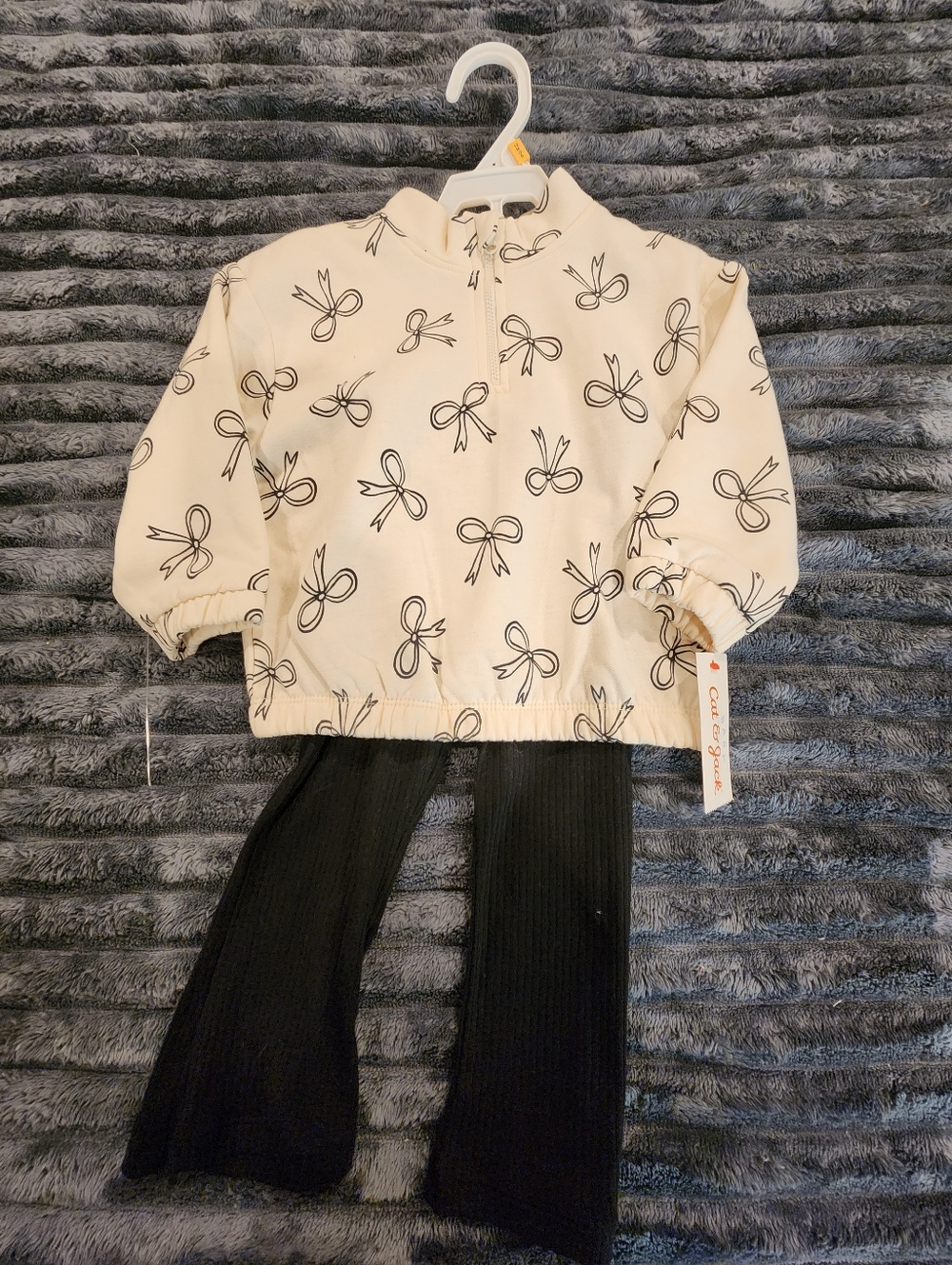 NWT Cream Bow Print Pullover Jacket with Black Ribbed Leggings, Size 18M